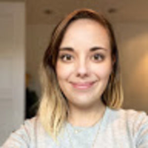 Meet your Posher, Roxanne